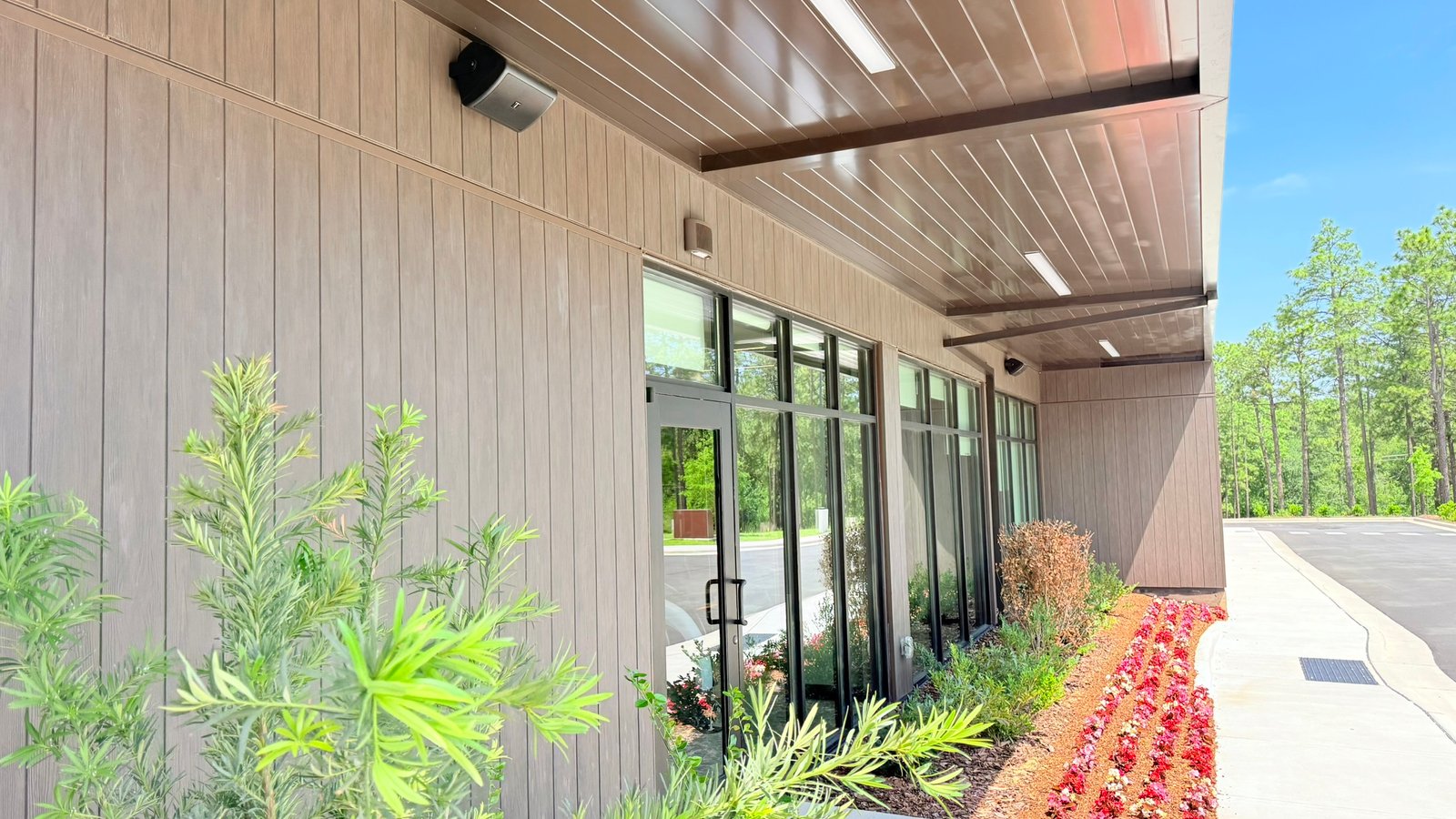 Marriott Front Speakers